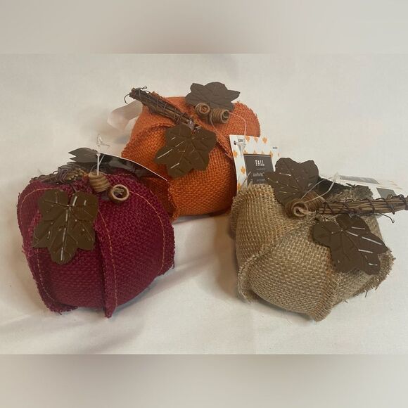 NEW 4" SET OF 3 FALL FARMHOUSE JUTE BURLAP DECOR PUMPKINS Table Centerpiece - Picture 1 of 5